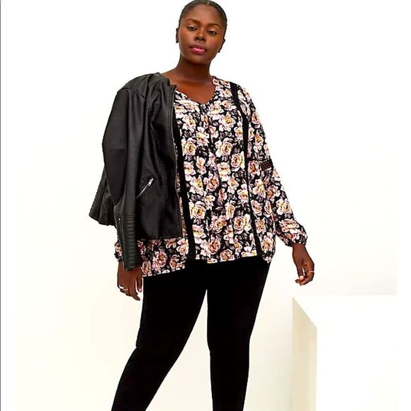 TORRID TUNIC BLOUSE - Picture 4 of 16